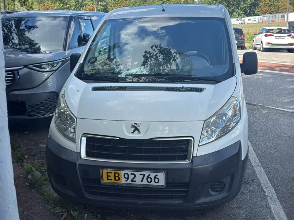 PEUGEOT EXPERT